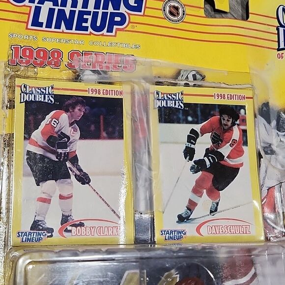 Vintage Starting Line Up 1998 Hockey Figures & Cards - Picture 4 of 5